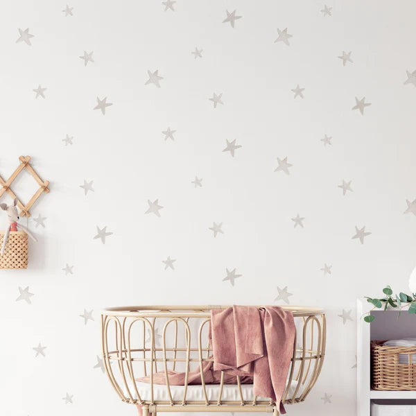 Decorando con papeles pintados de estrellas