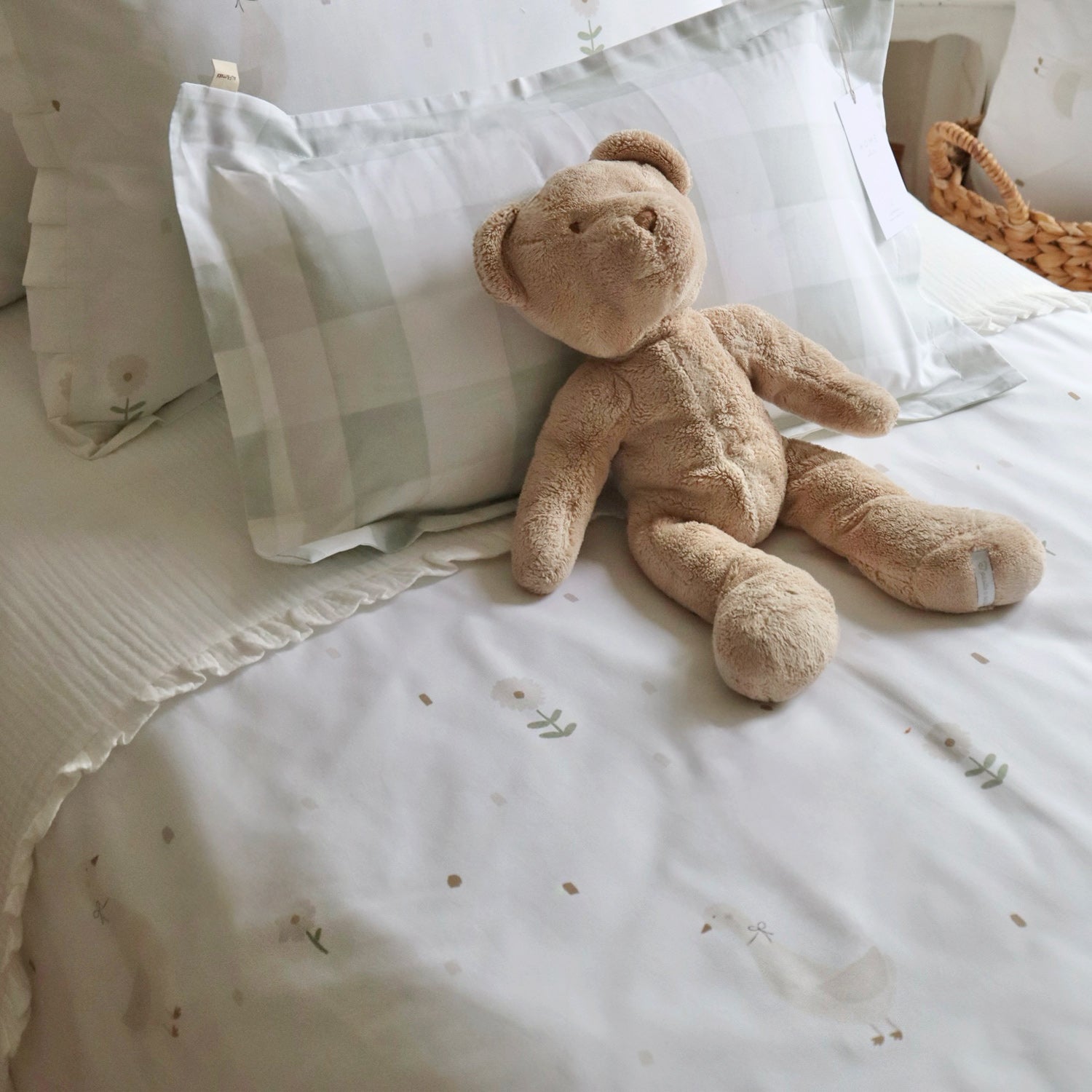 Capa nórdica Lucy The Goose com aba