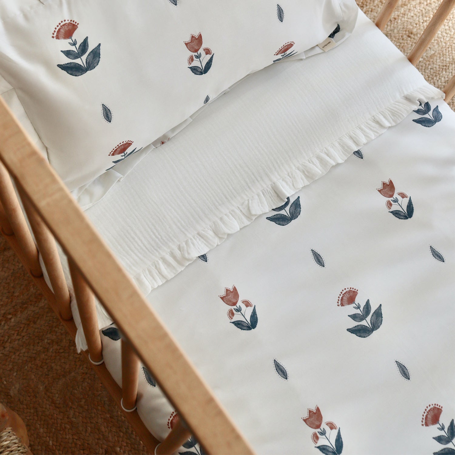 Funda nórdica indian Flowers con embozo para cuna de Alfmabi