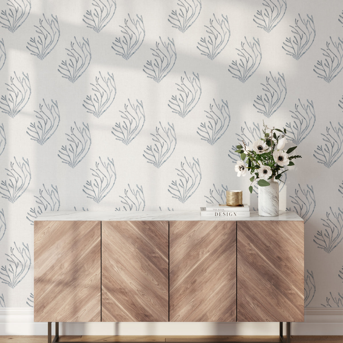 Papel pintado Corales azul y blanco con gris para decoración de la casa