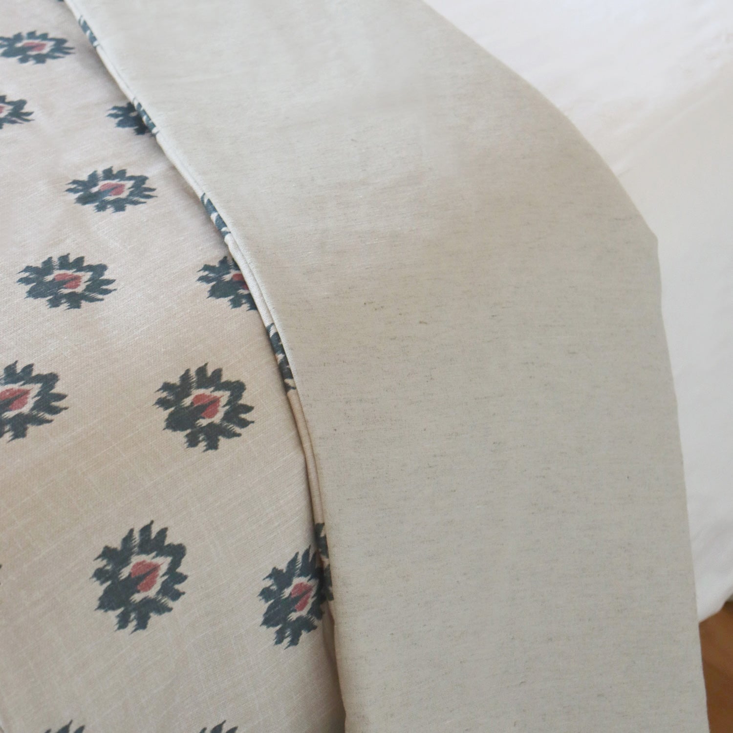 Plaid decorativo doble cara reversible White Silta