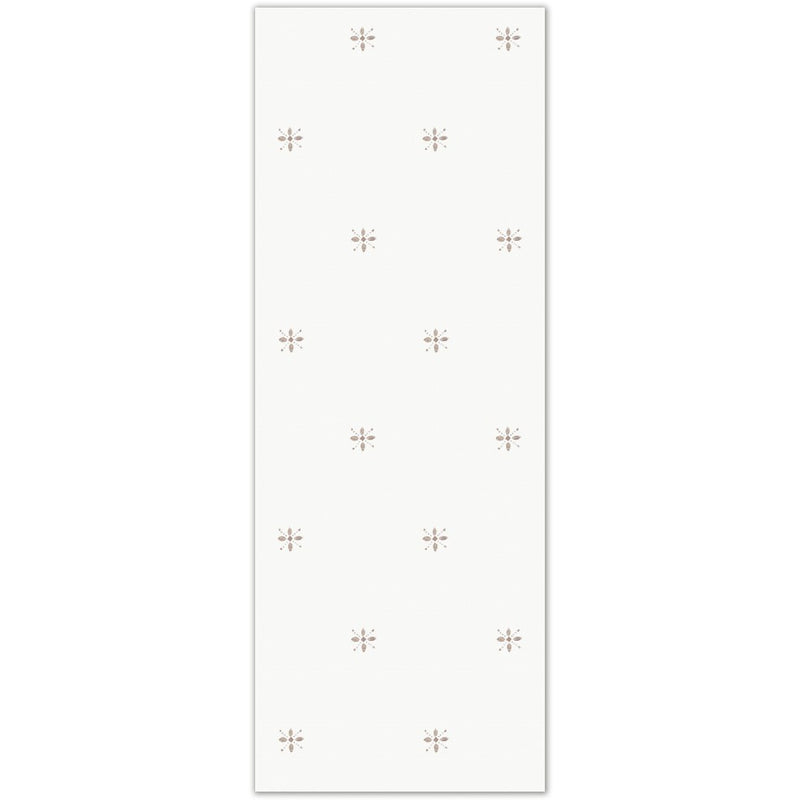 El papel pintado Nieve oro presenta un diseño geométrico discreto para decorar la pared del salón, comedor, dormitorios o cuartos de baño con sobridad y estilo