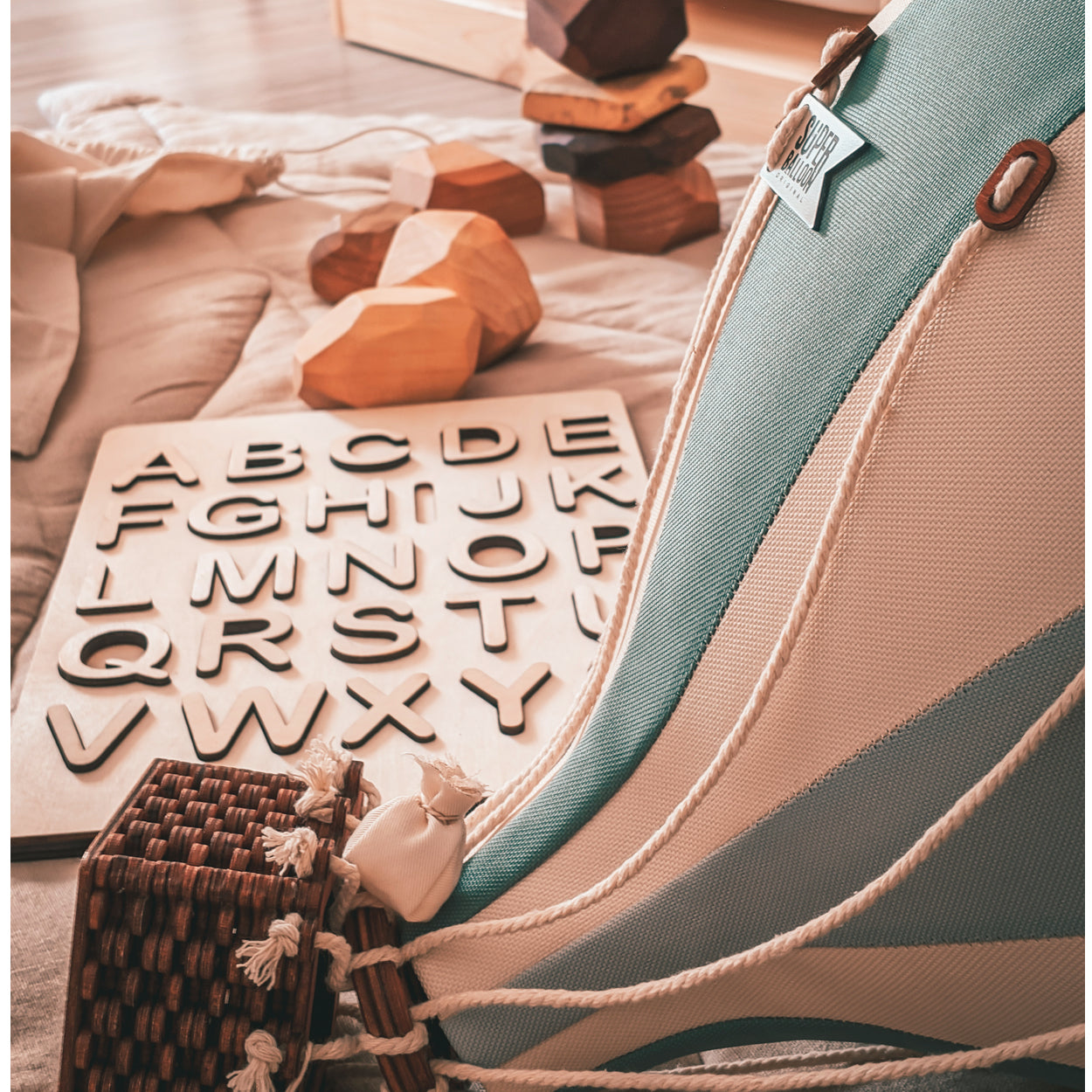 Globo para decoración infantil color verde menta y crudo