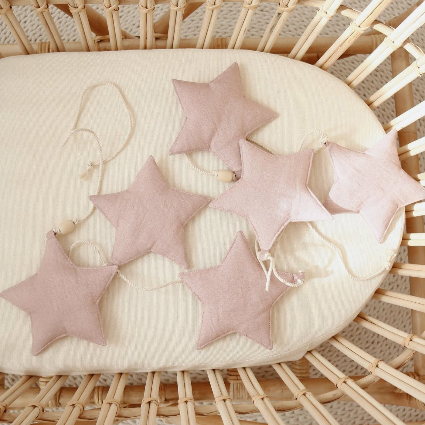 Guirnalda Estrellas rosa claro