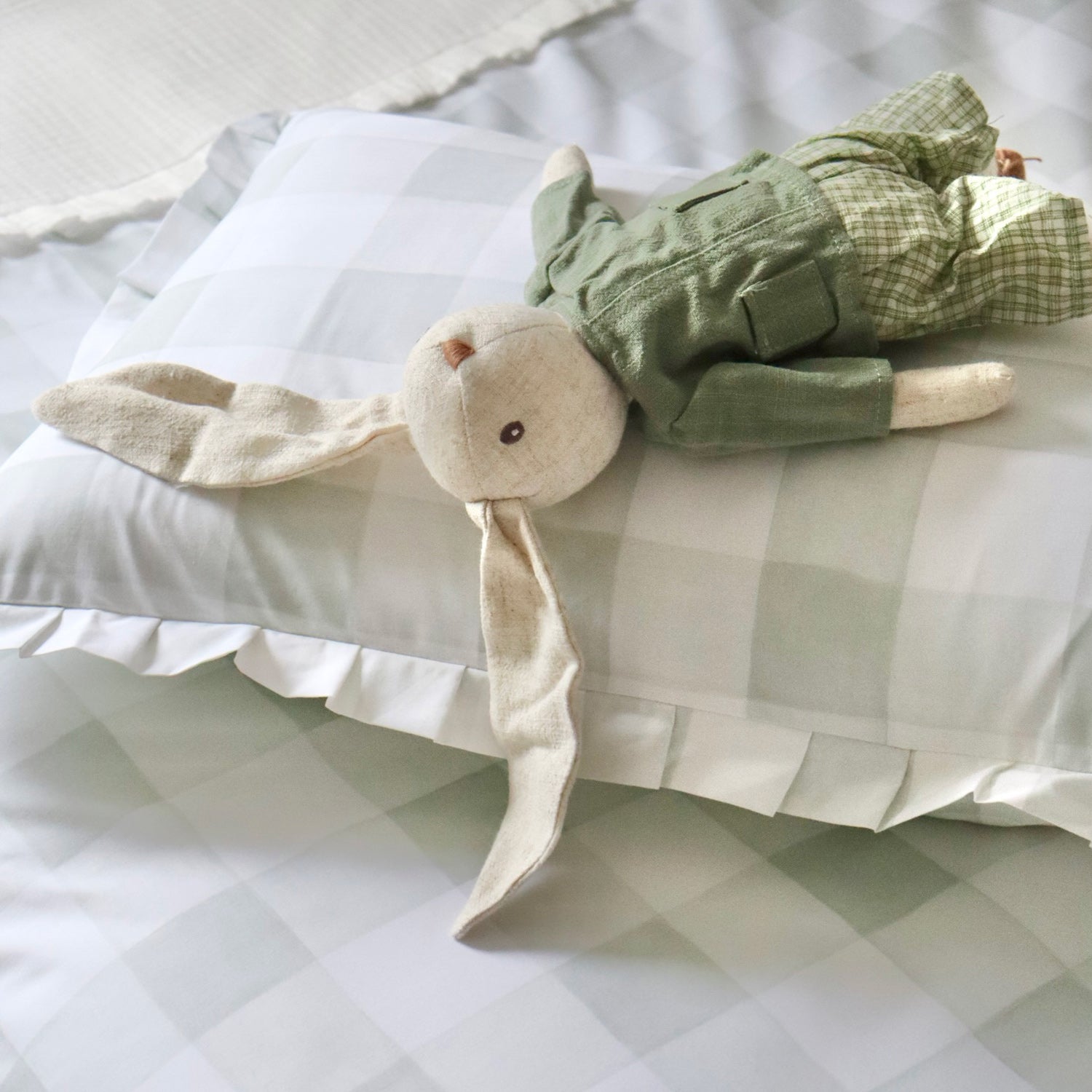 Funda de almohada estampado cuadros verde vichy con volantes