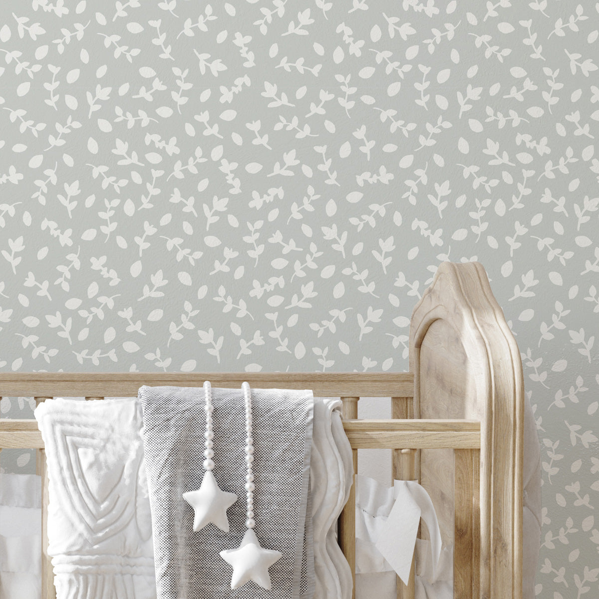 Habitación de bebé con papel pintado Hojas verde