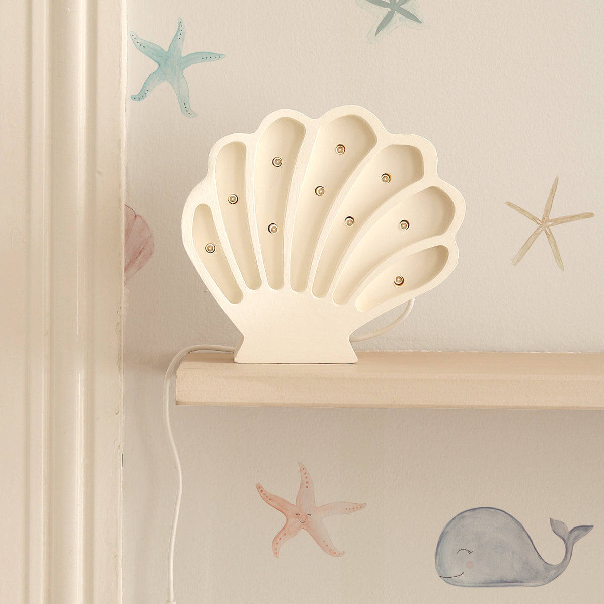 Lampara LED infantil modelo concha marina