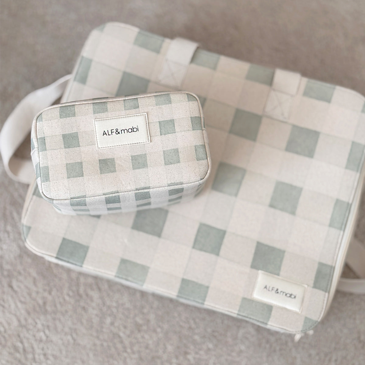 Maleta de maternidad infantil bebé vichy verde