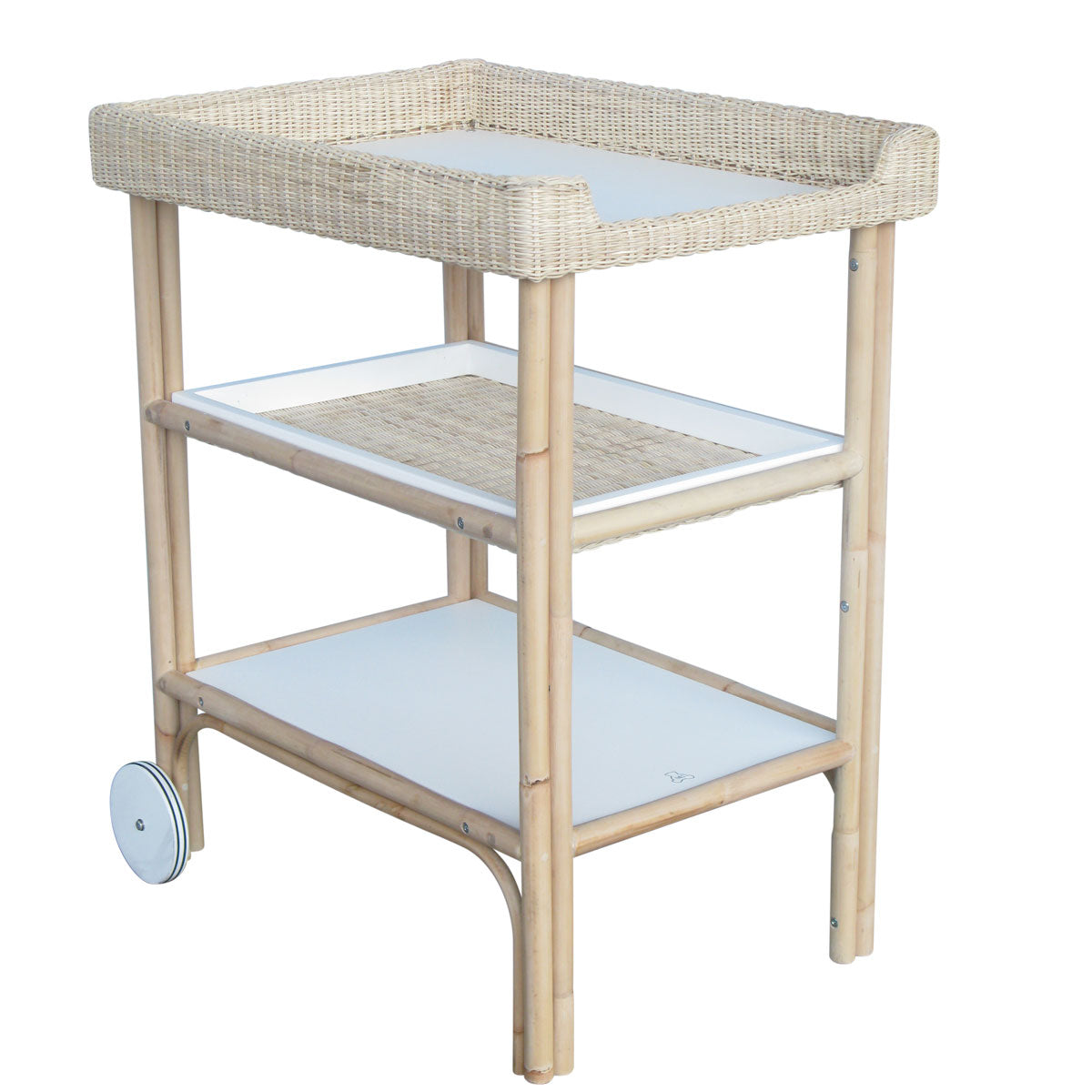 Mesa cambiador de bebé para cuarto infantil de ratán natural