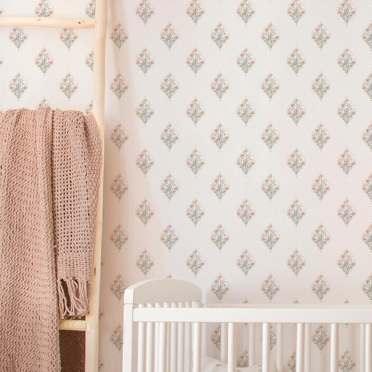 Papel pintado Arabesc Flores salmon rosé