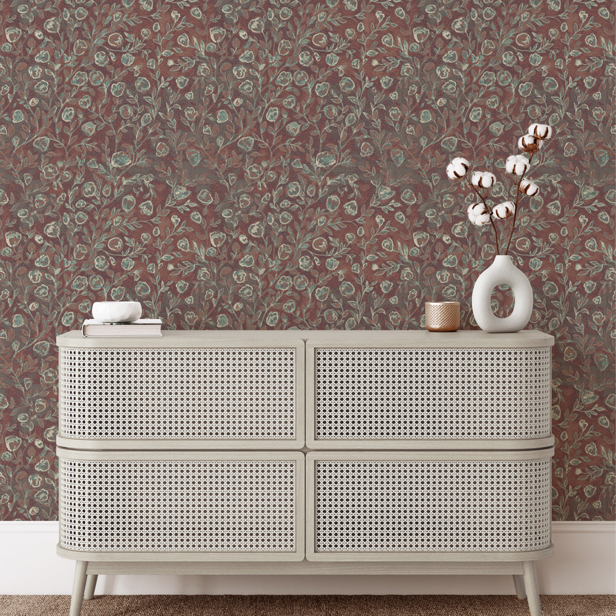 papel pintado con dibujo floral color rojo fresón y verde água 