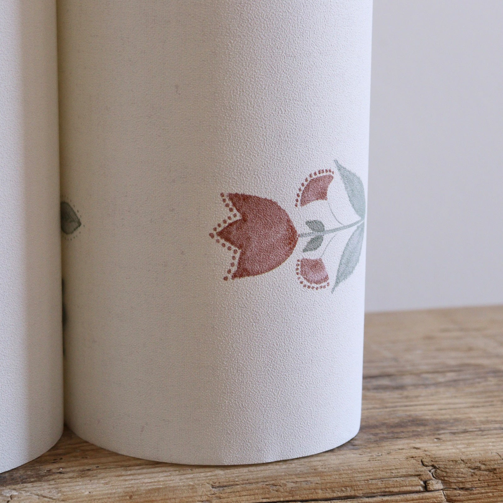 Papel pintado florecitas Indian flowers Acqua Coral