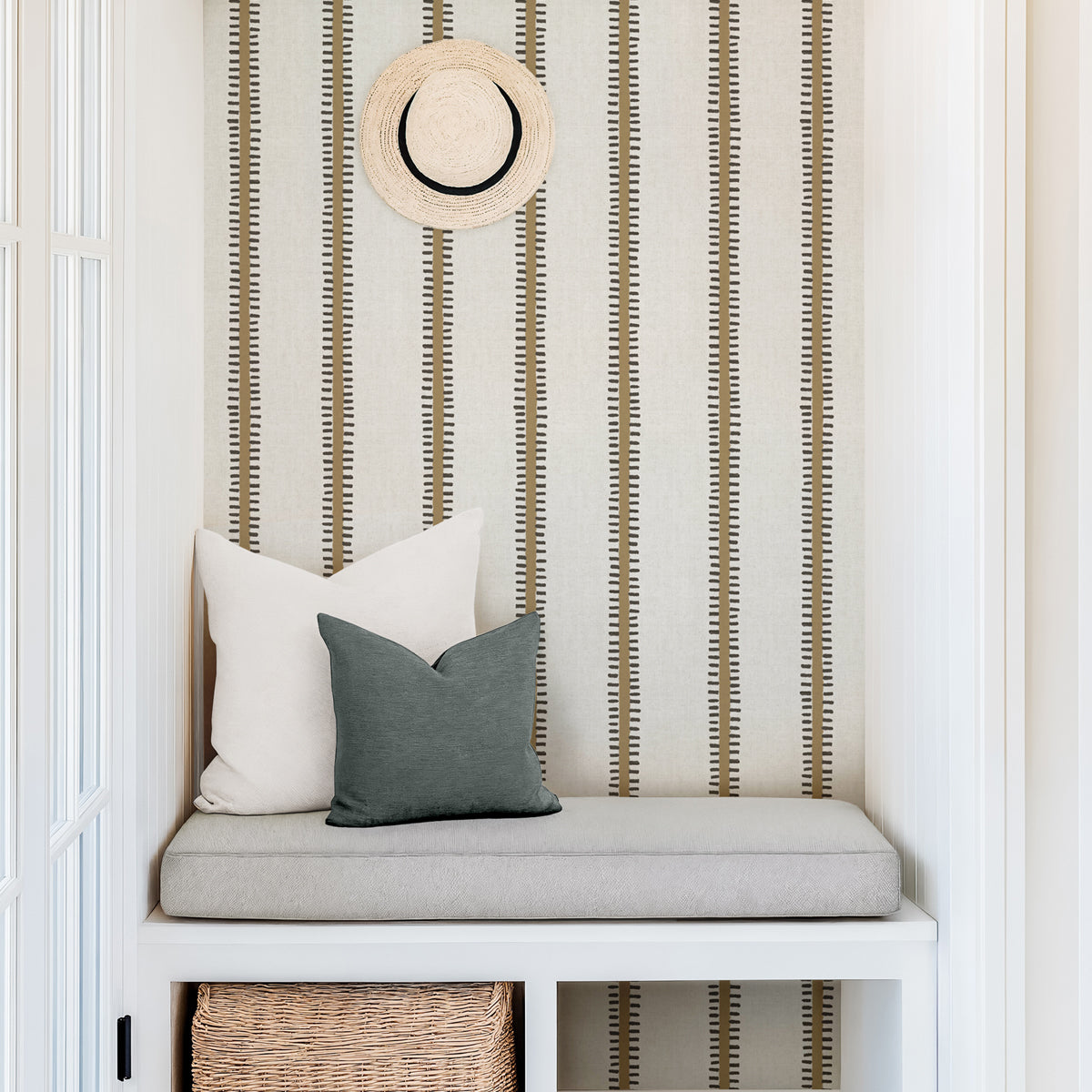 Papel pintado Rayas moderno color camel y negro