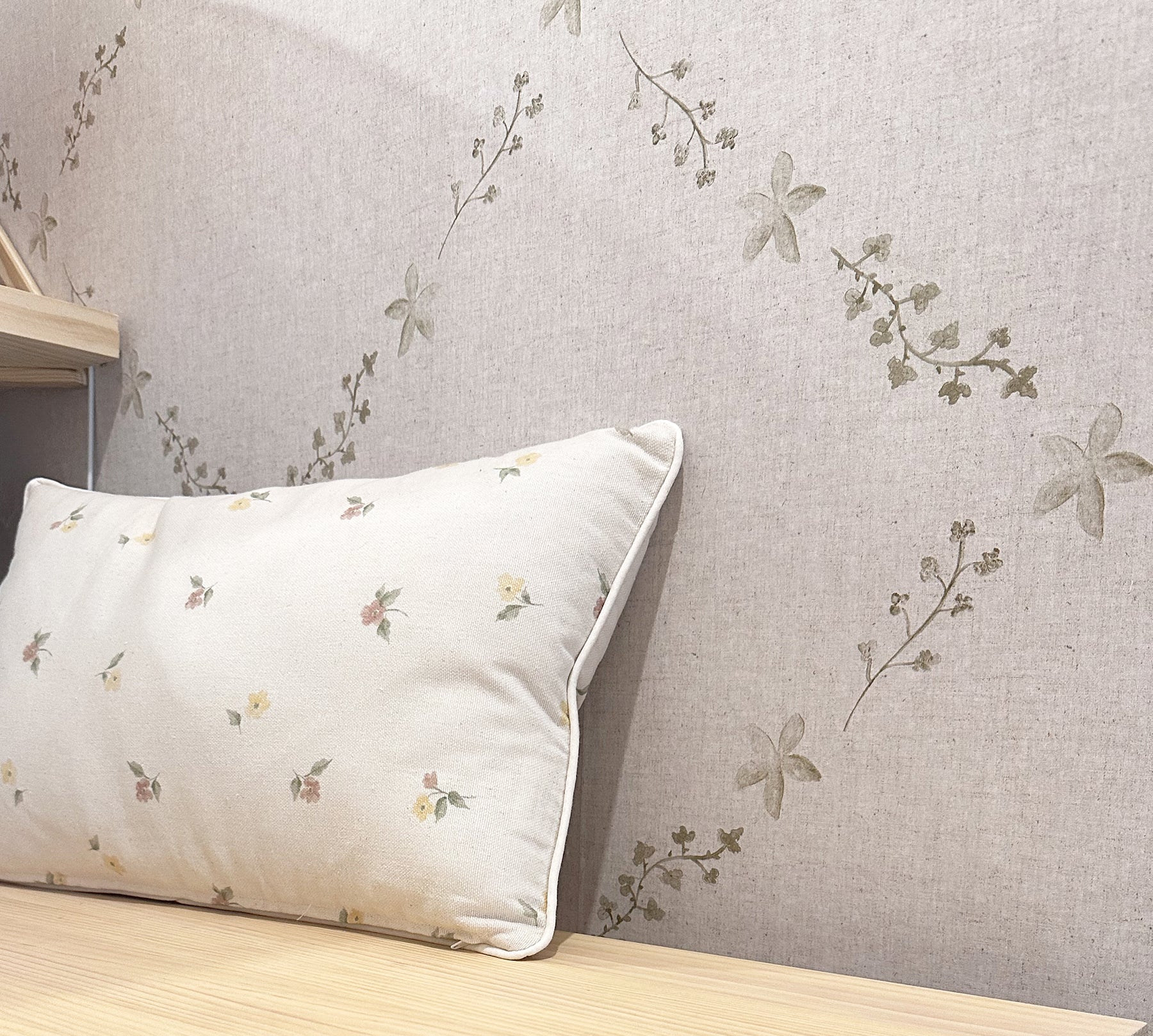 Muestra - Papel pintado Rosegarden lino