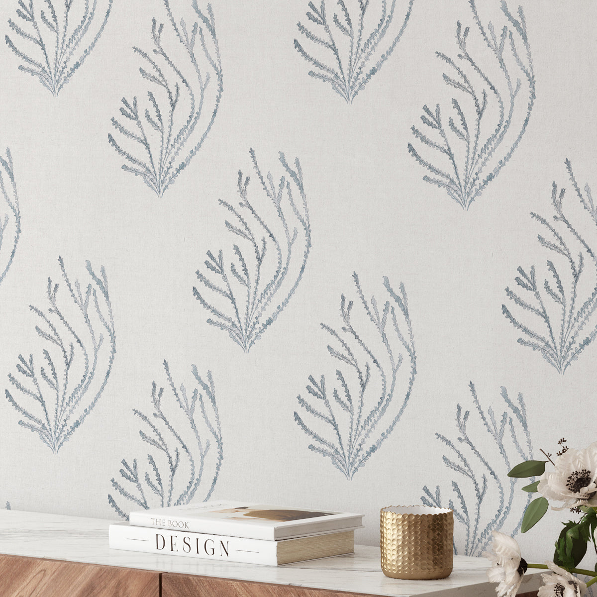 Papel pintado Veridiana con dibujos de corales azul grisáceo