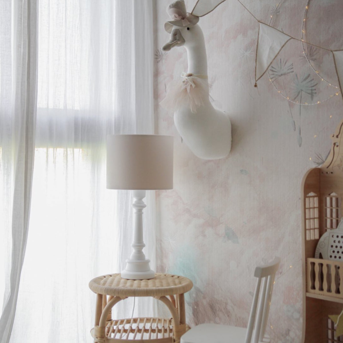 Trofeo de peluche ganso para la decoración de cuartos de niños